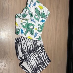Fleo workout shorts in Size XS Bundle. Low rise 3 inch inseam